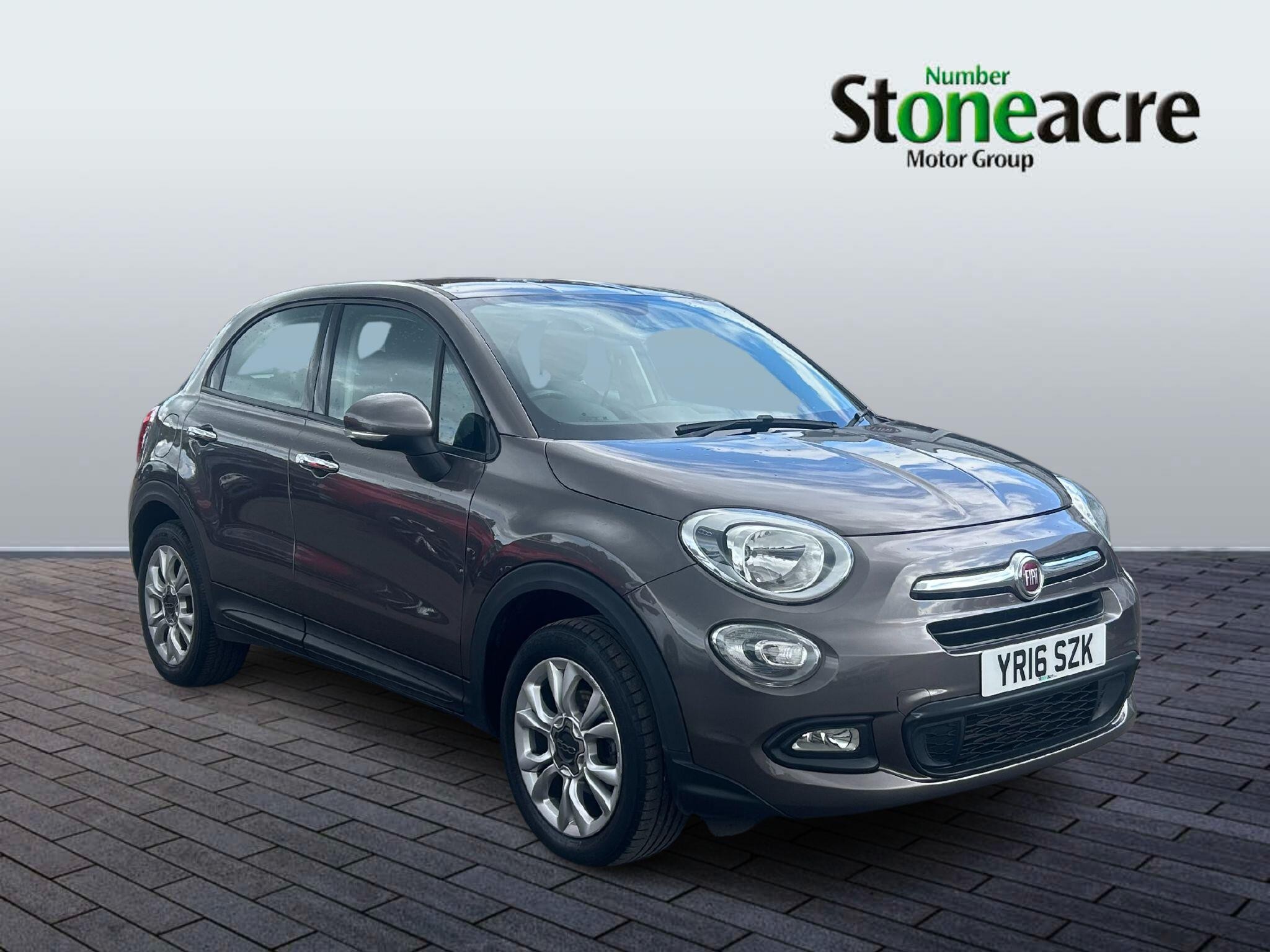 Main listing image - Fiat 500X