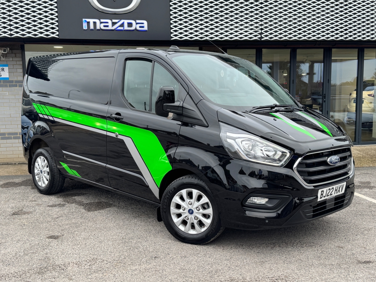 Main listing image - Ford Transit Custom