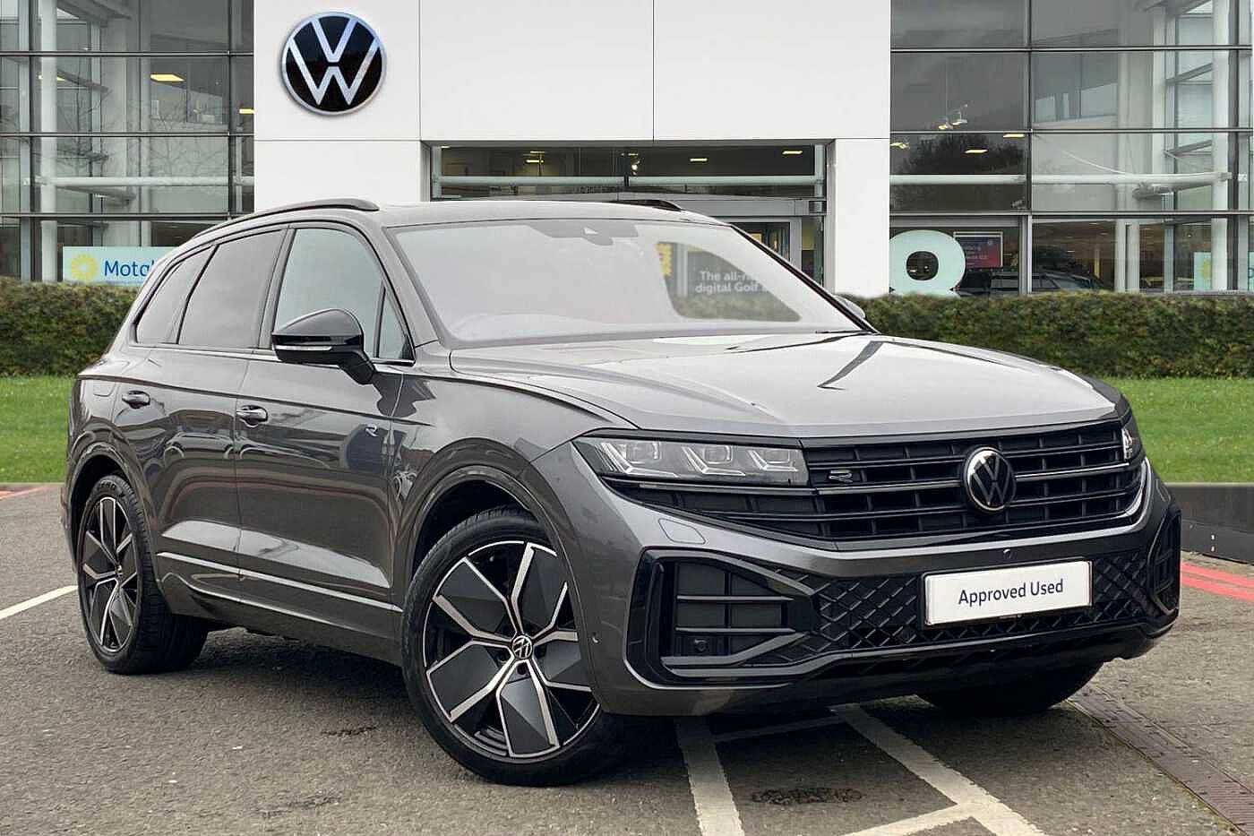 Main listing image - Volkswagen Touareg