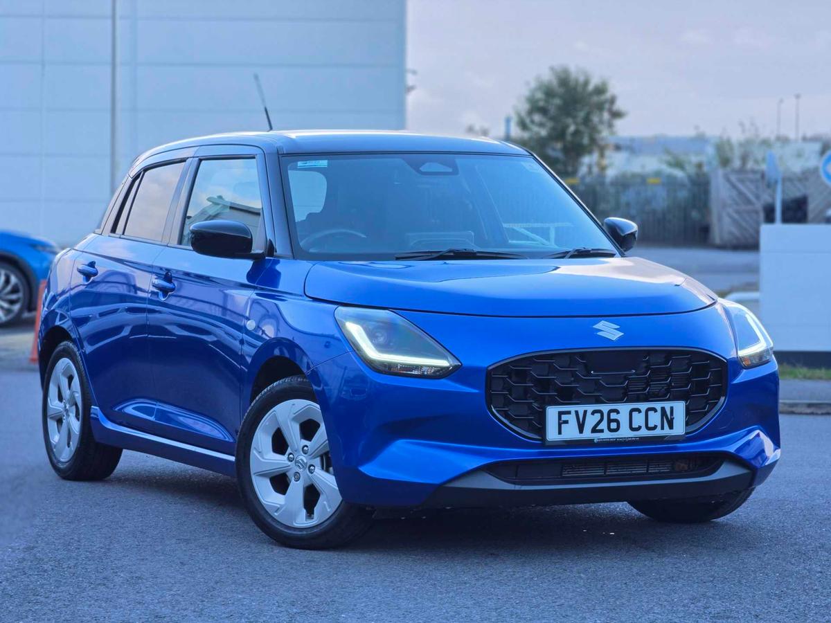 Main listing image - Suzuki Swift