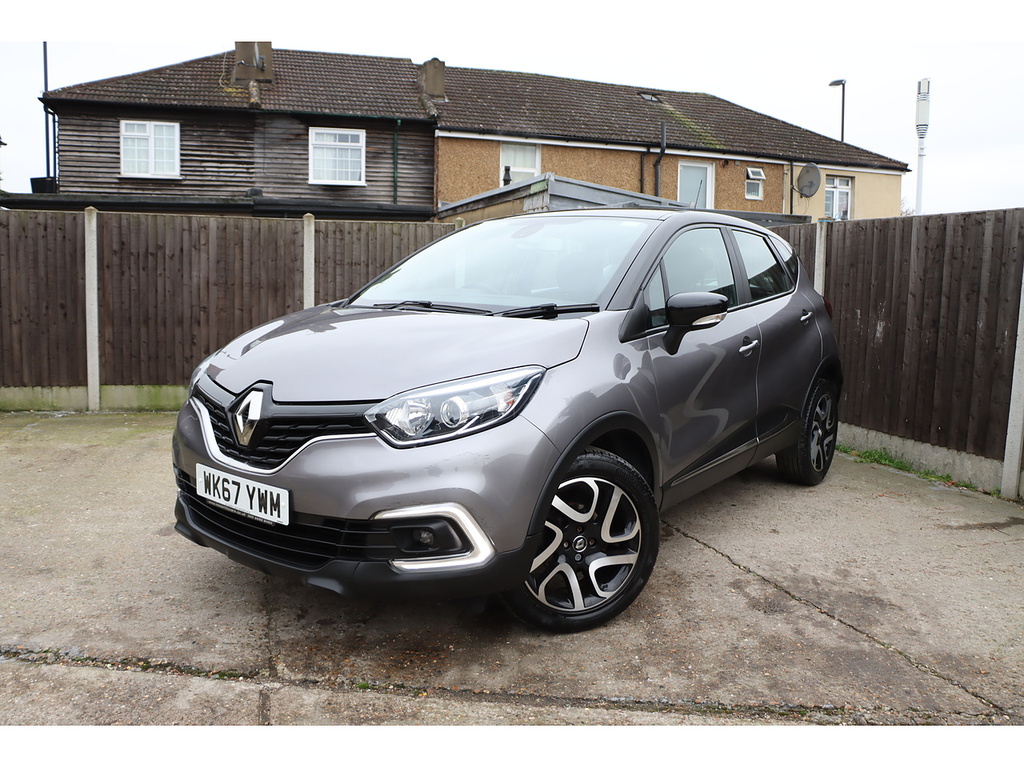 Main listing image - Renault Captur