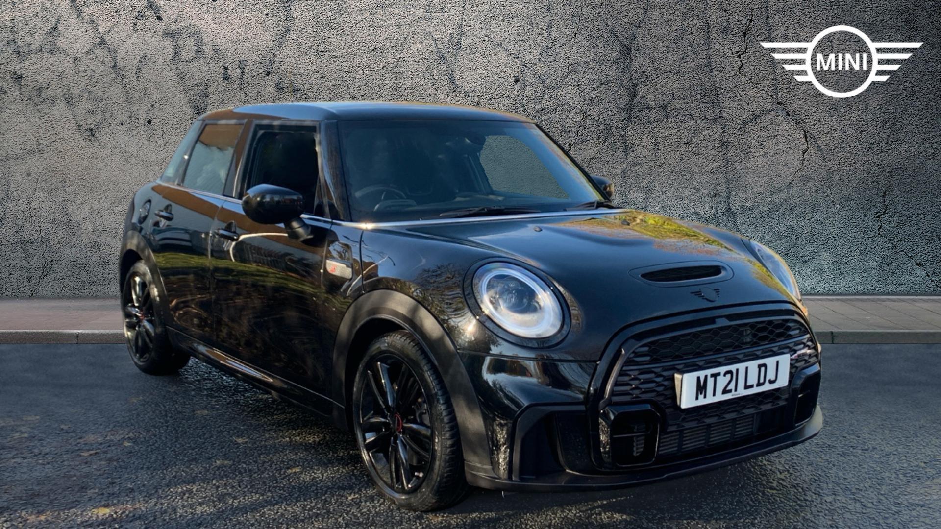 Main listing image - MINI Hatchback 5dr