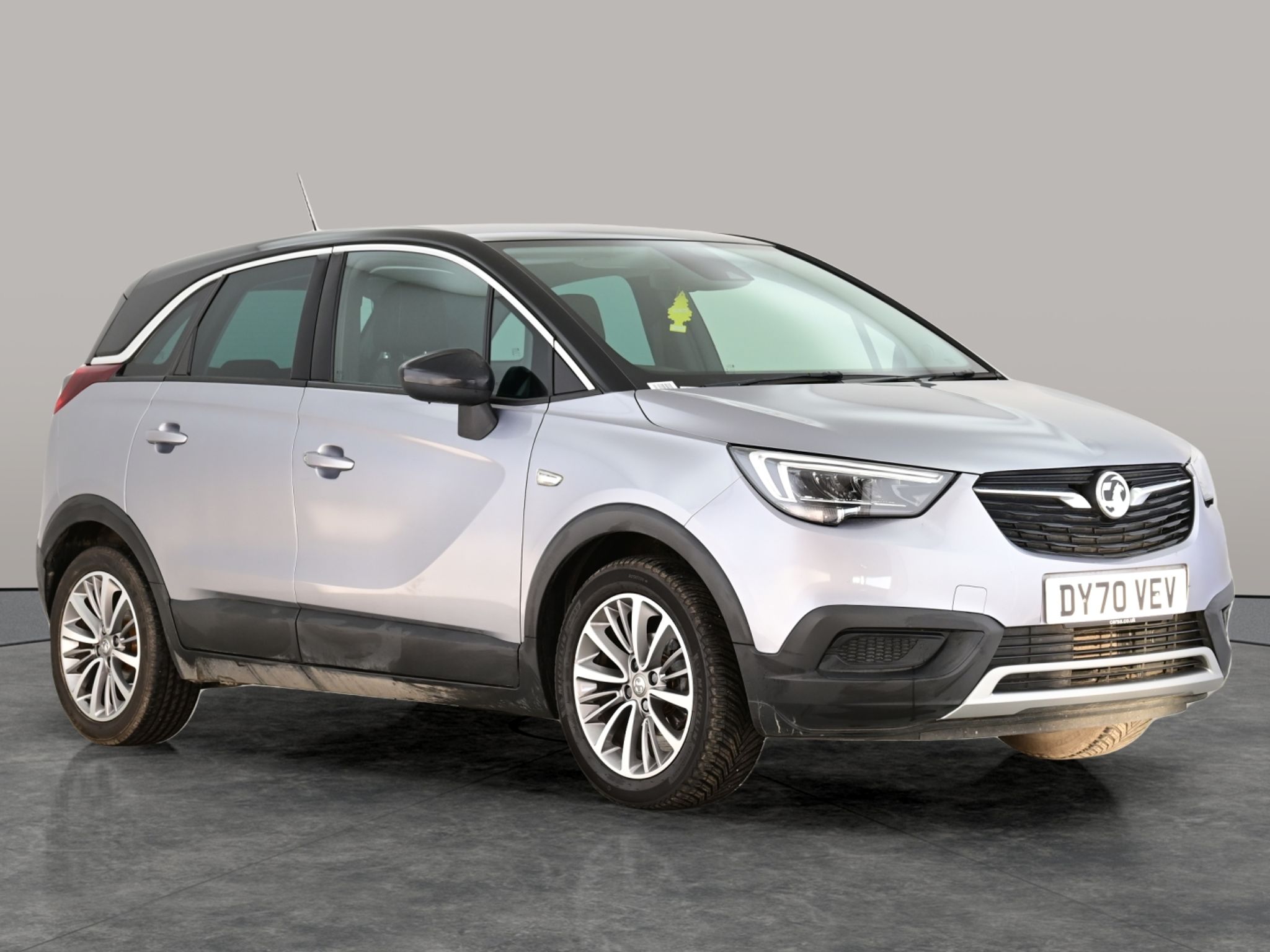 Main listing image - Vauxhall Crossland X