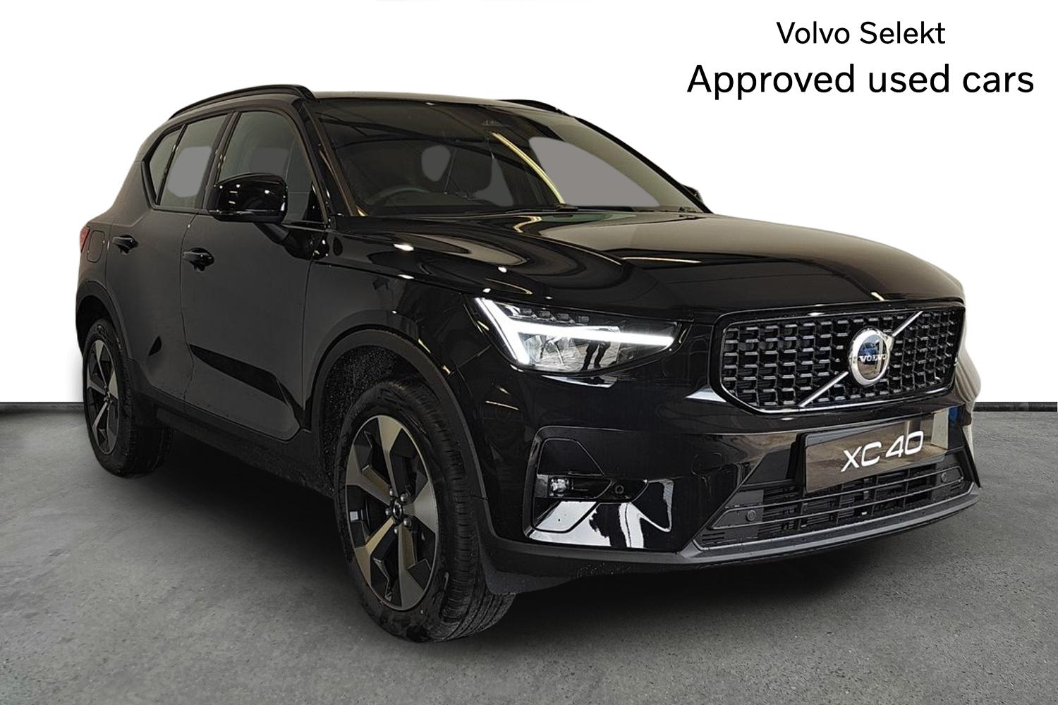 Main listing image - Volvo XC40