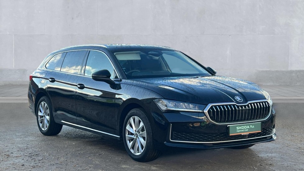 Main listing image - Skoda Superb Estate