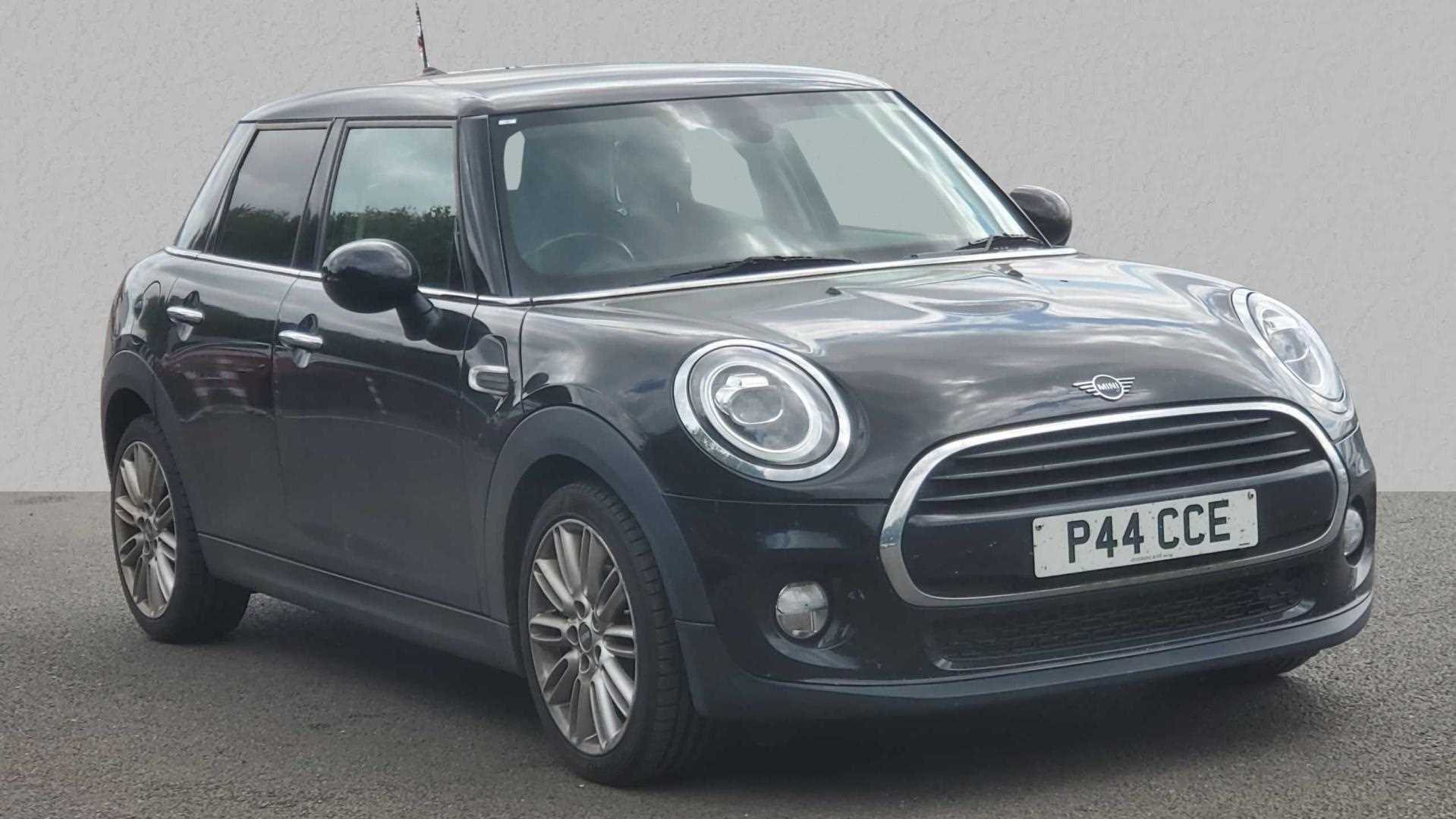 Main listing image - MINI Hatchback 5dr