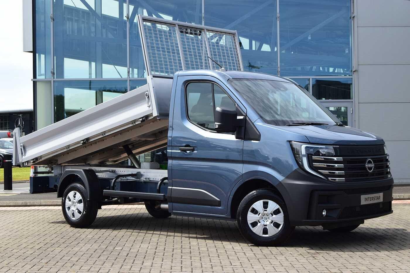 Main listing image - Nissan Interstar