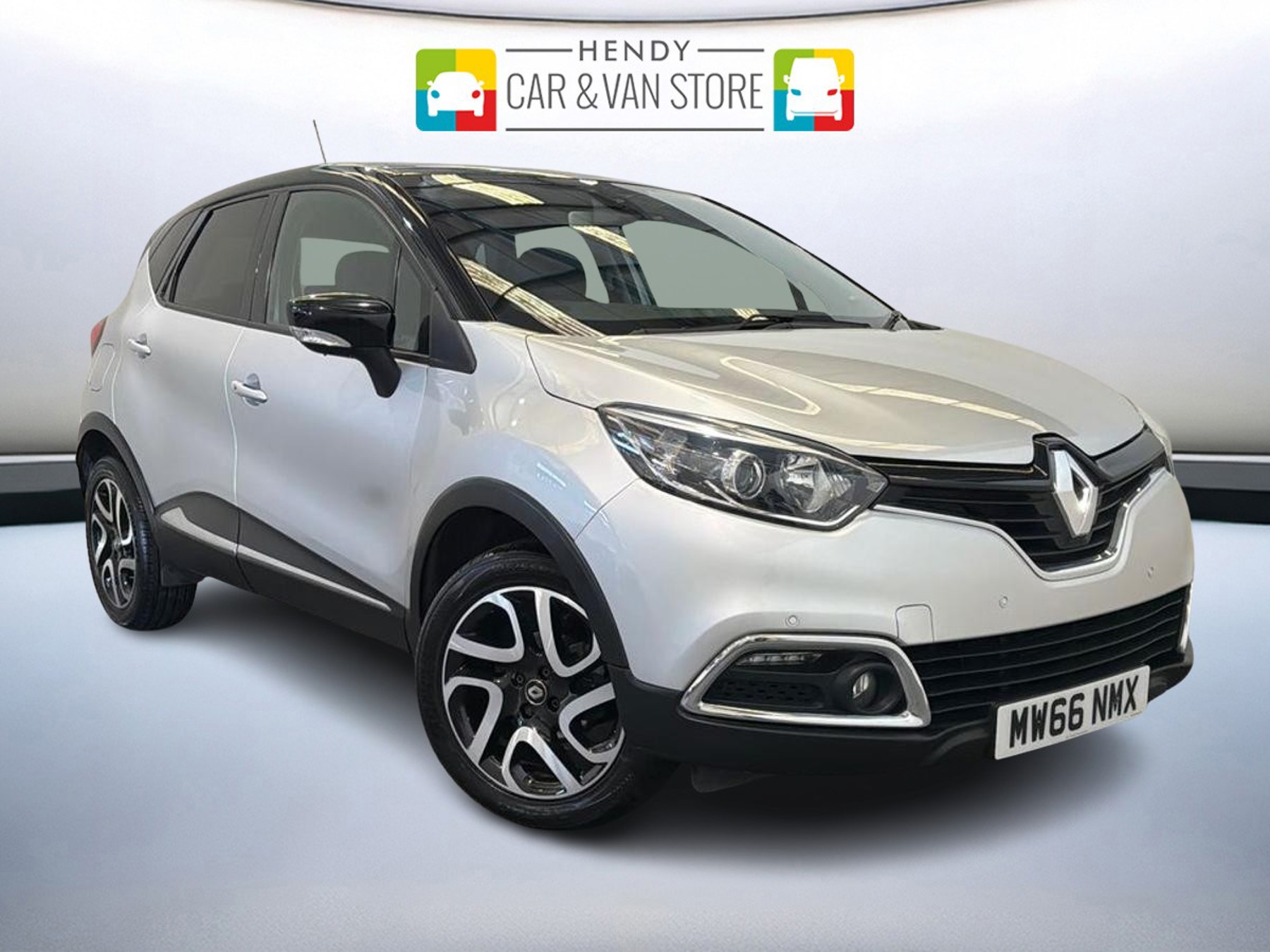 Main listing image - Renault Captur
