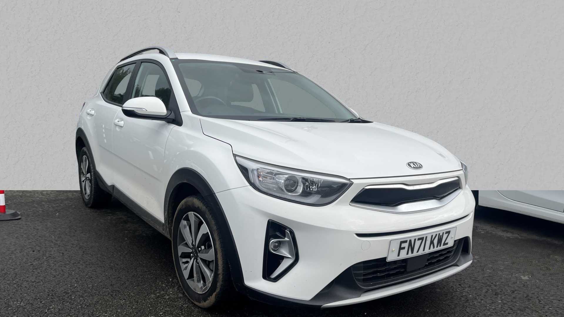 Main listing image - Kia Stonic