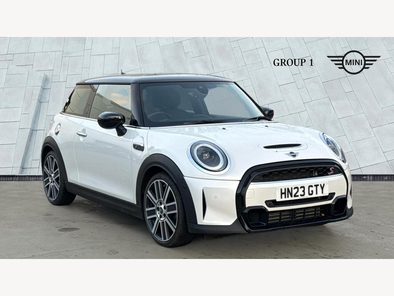 Main listing image - MINI Hatchback