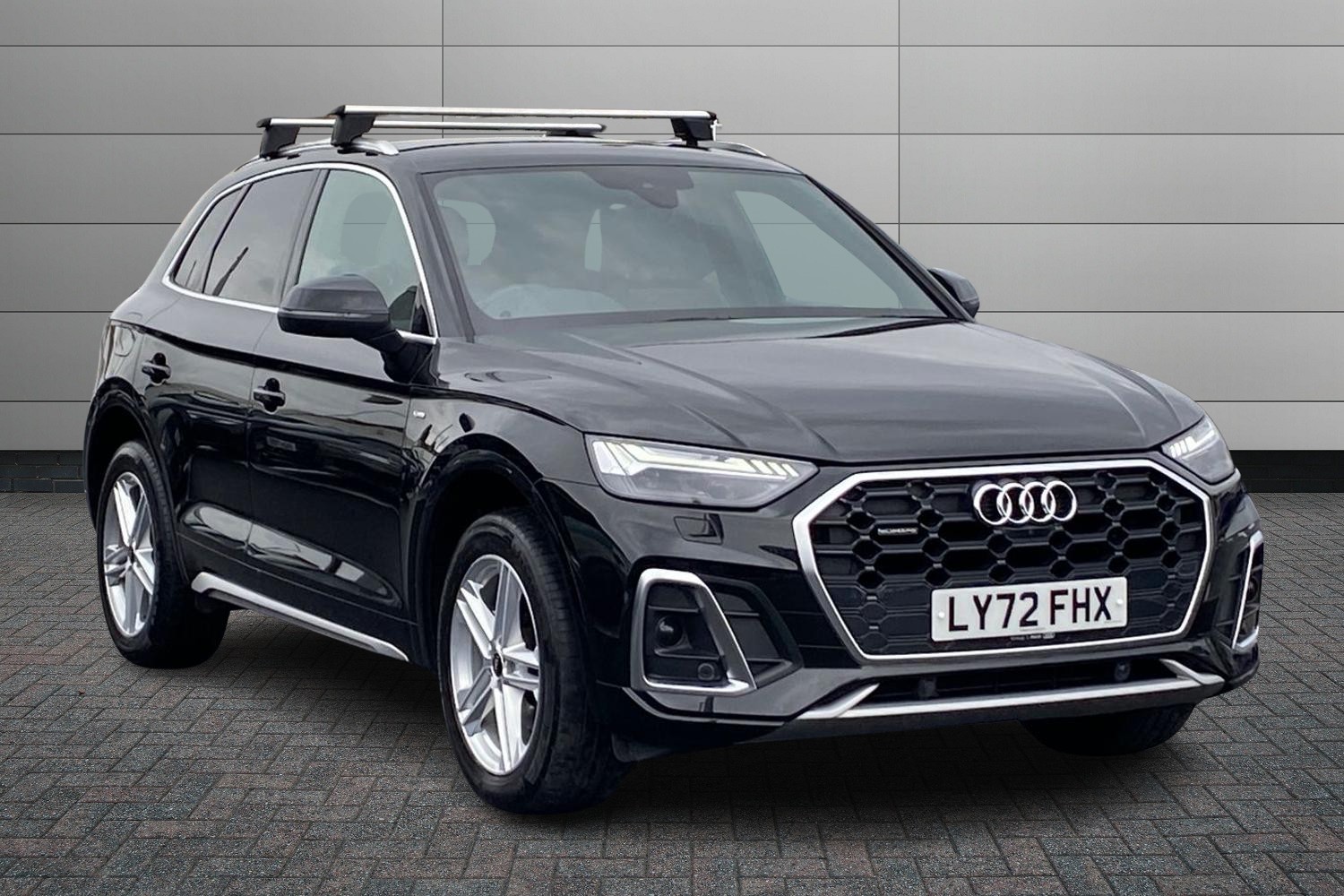 Main listing image - Audi Q5