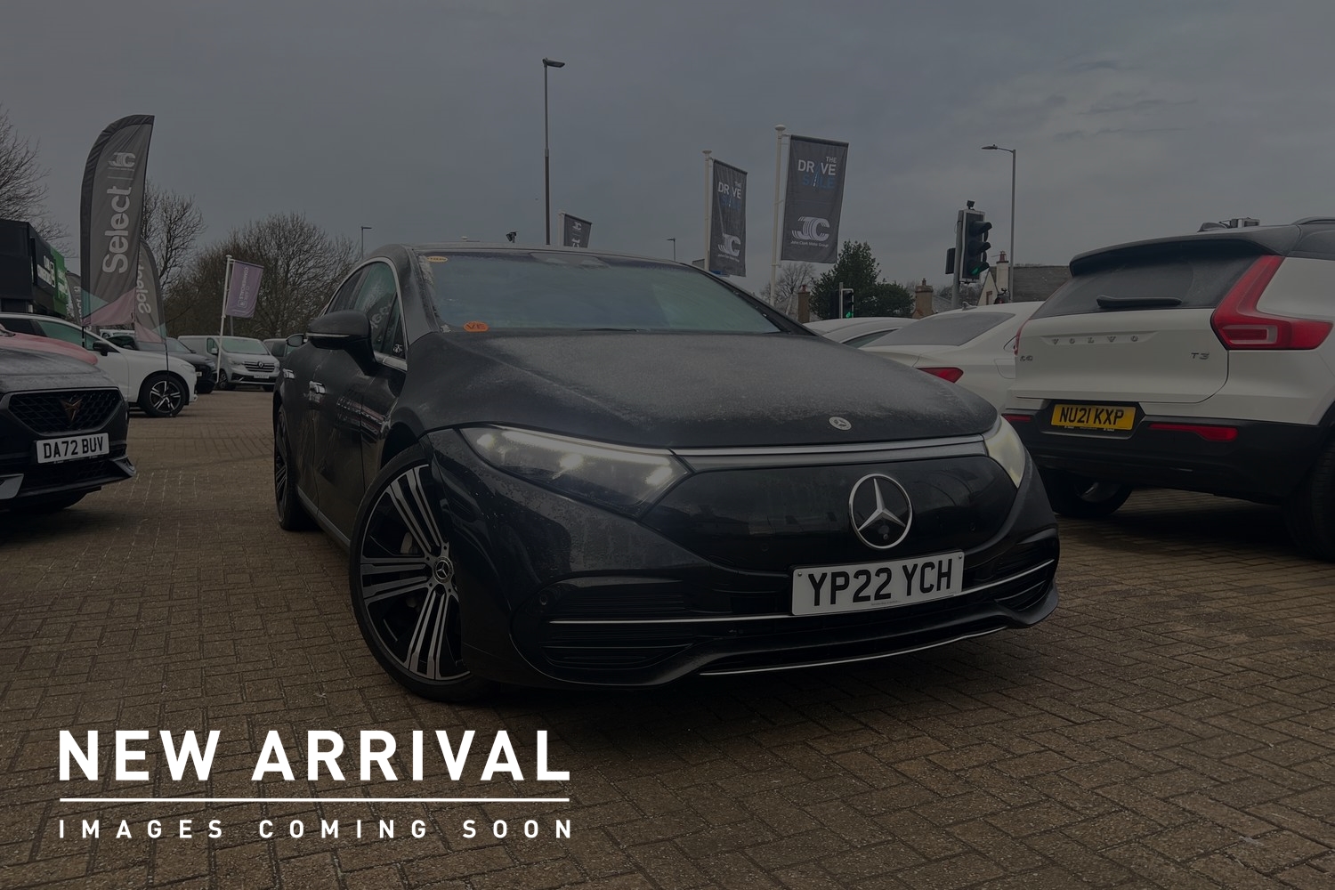 Main listing image - Mercedes-Benz EQS