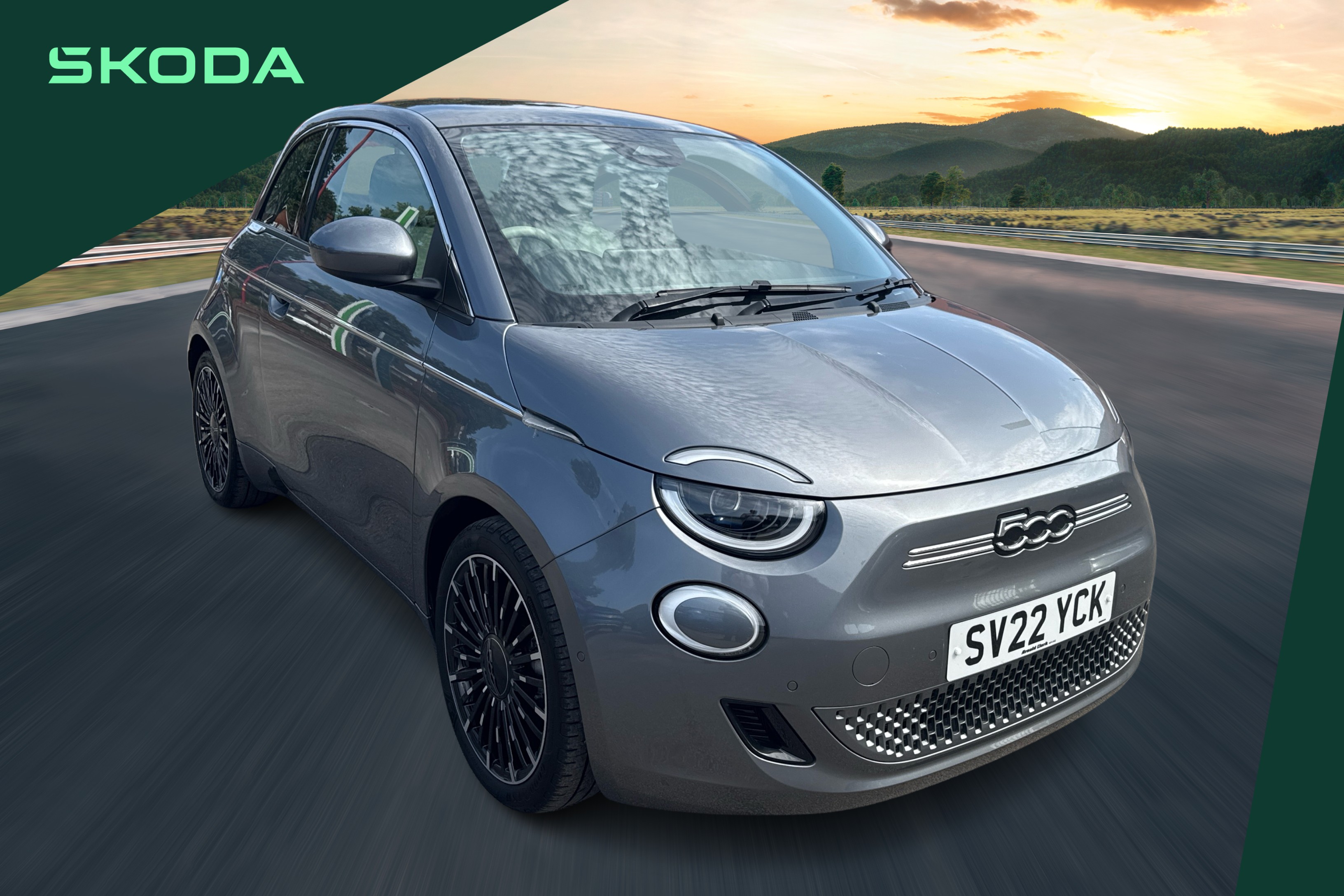 Main listing image - Fiat 500 Electric