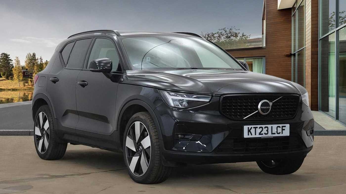 Main listing image - Volvo XC40 Recharge