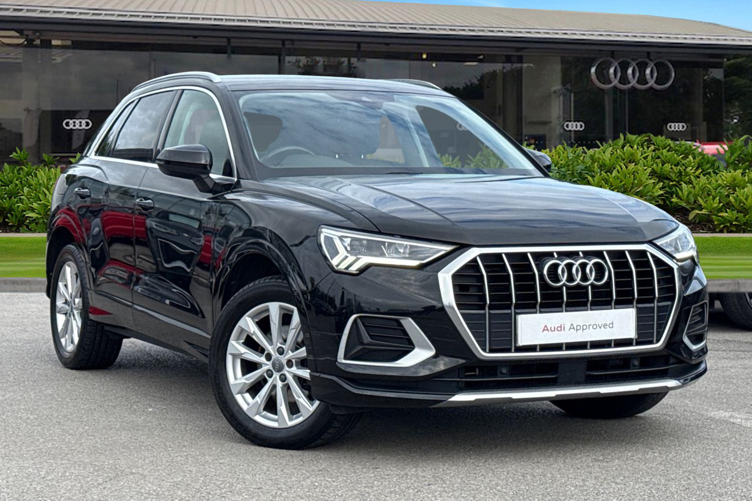 Main listing image - Audi Q3