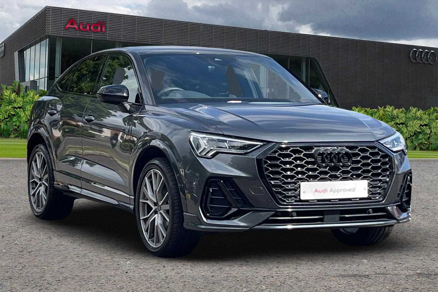 Main listing image - Audi Q3