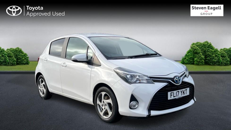 Main listing image - Toyota Yaris