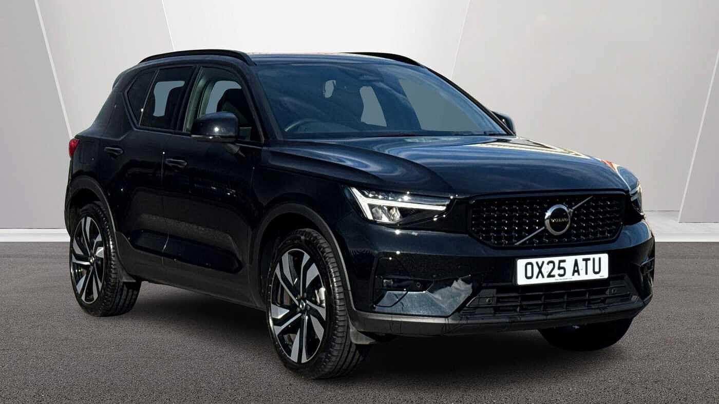 Main listing image - Volvo XC40