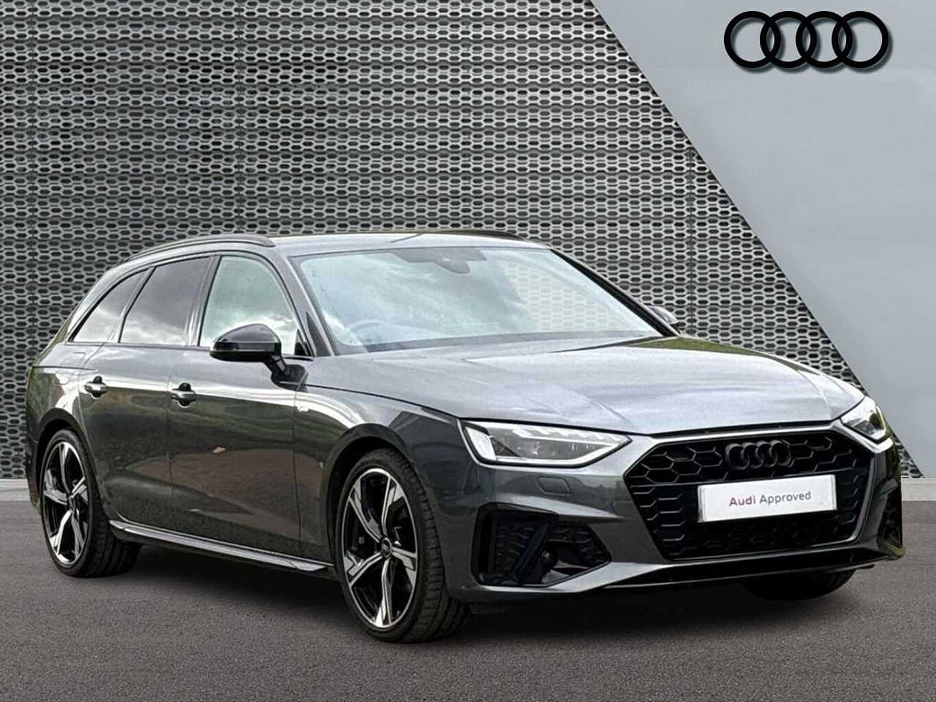 Main listing image - Audi A4 Avant