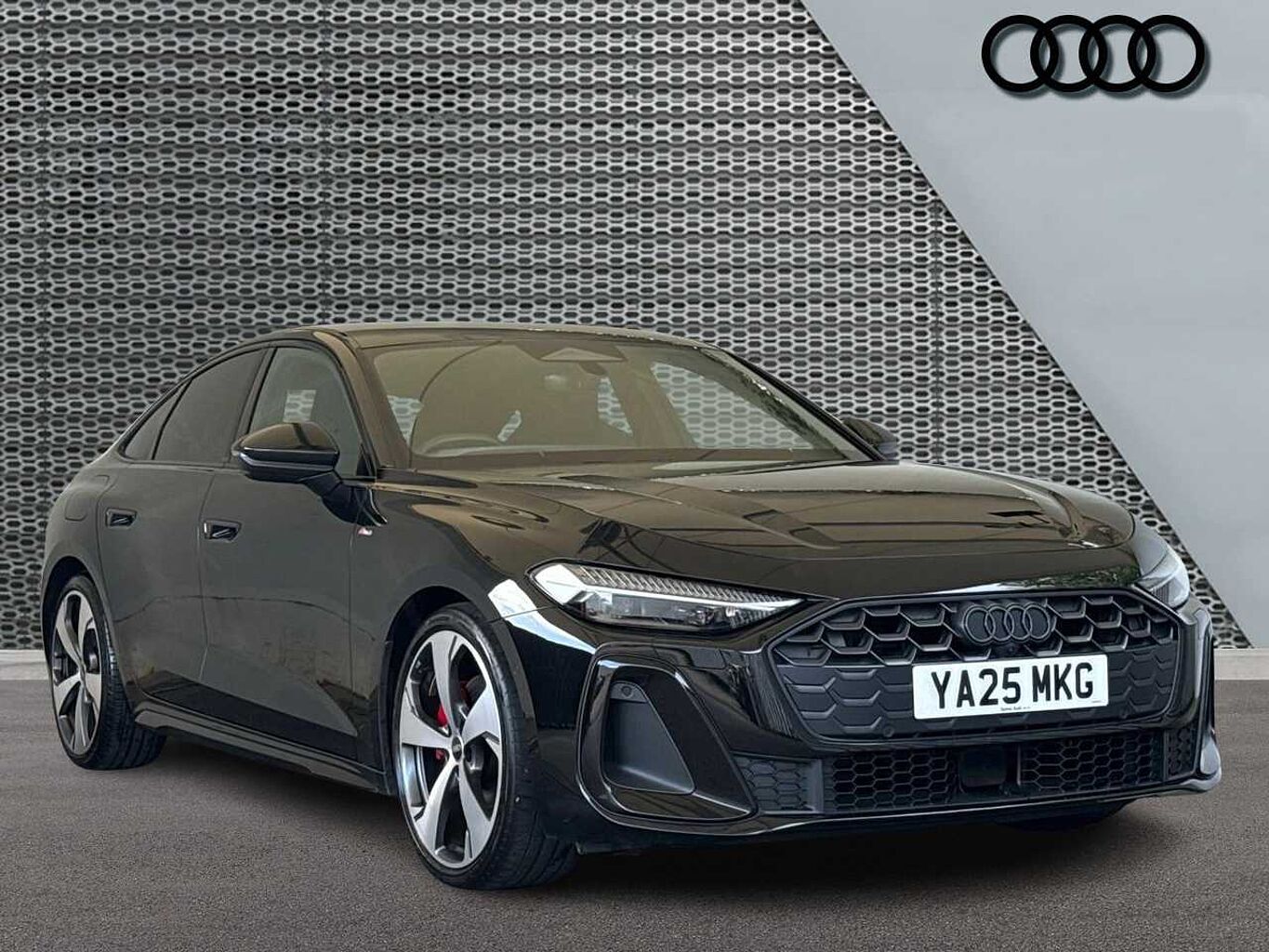 Main listing image - Audi A5