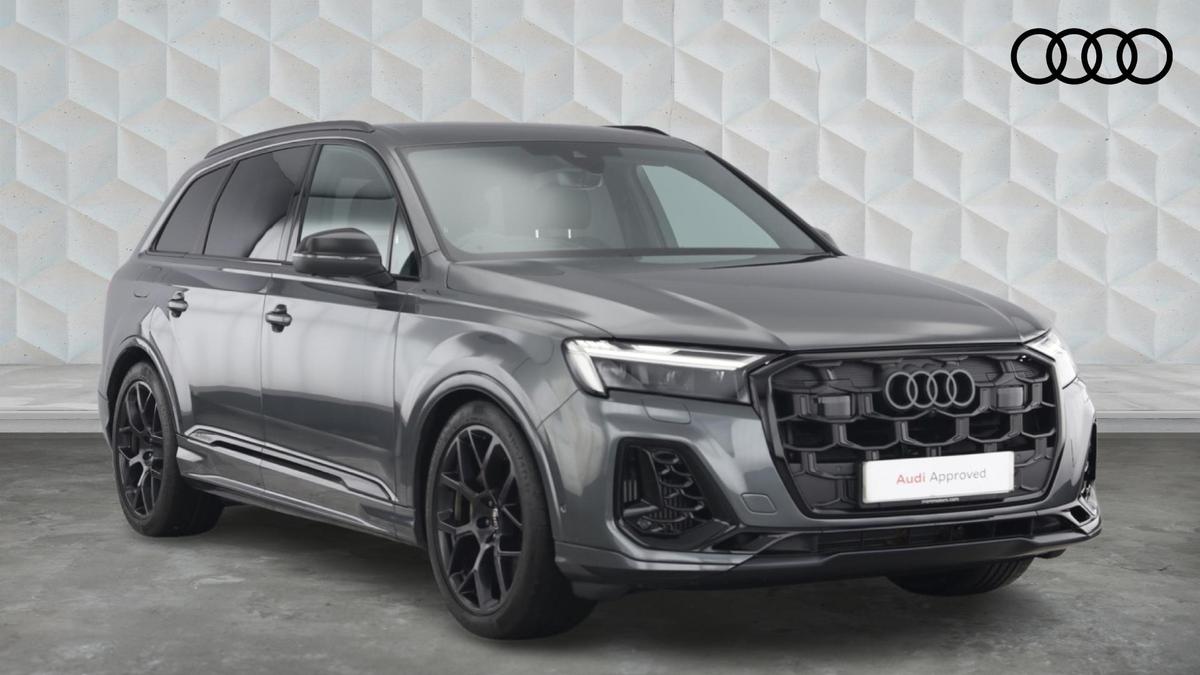 Main listing image - Audi Q7