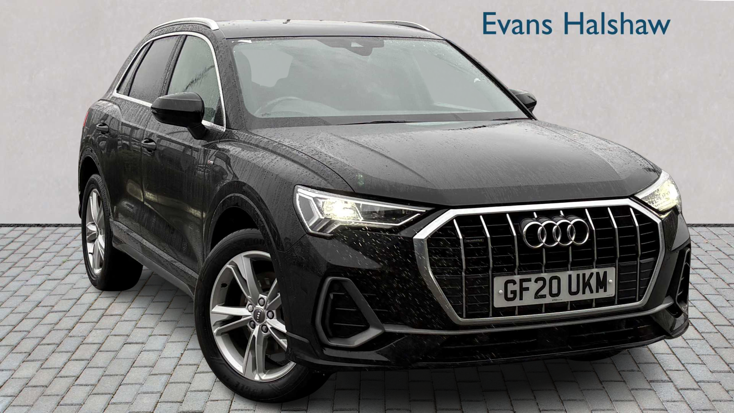 Main listing image - Audi Q3