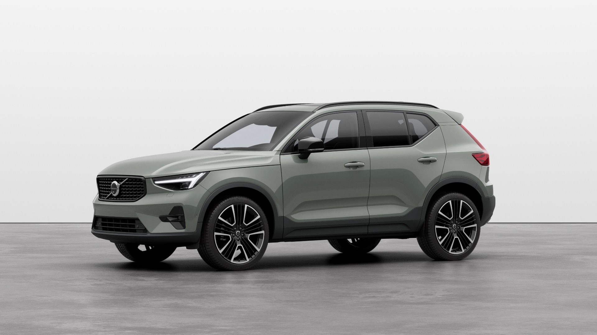 Main listing image - Volvo XC40