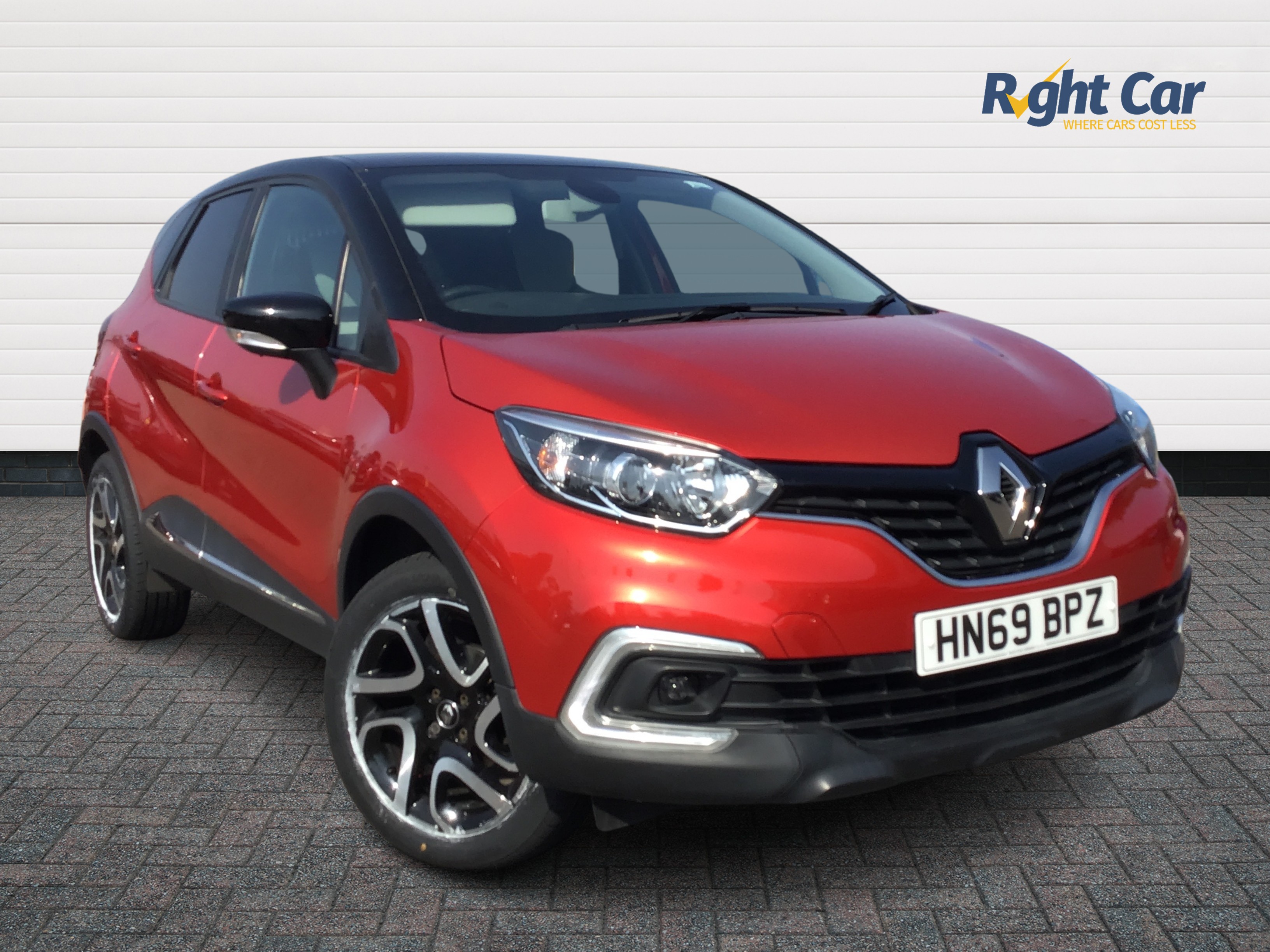 Main listing image - Renault Captur