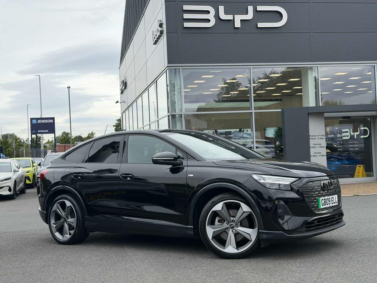 Main listing image - Audi Q4