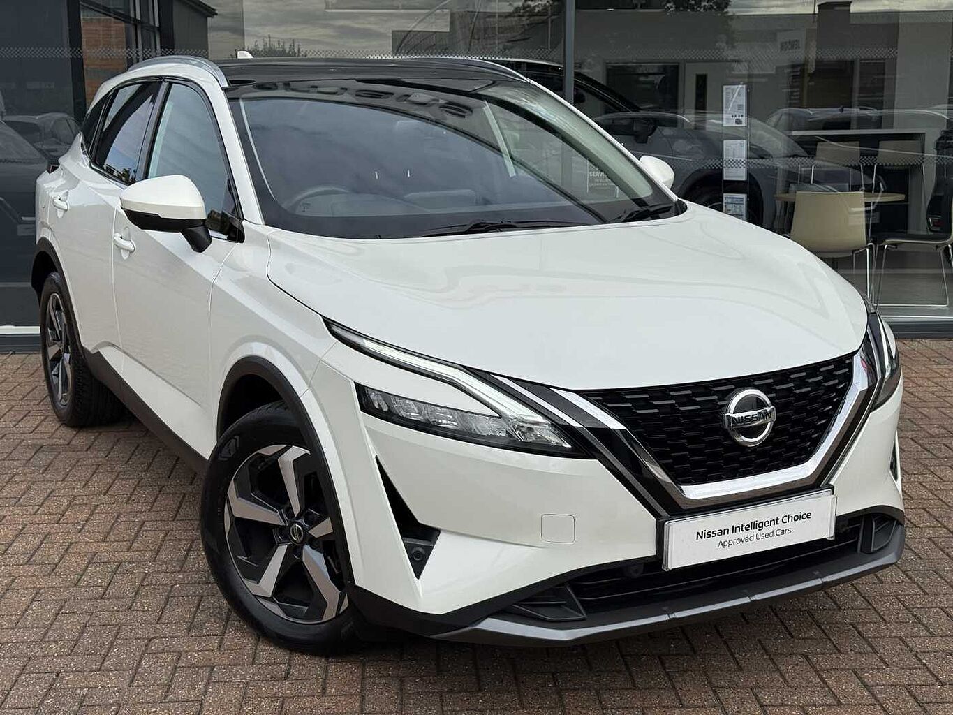 Main listing image - Nissan Qashqai