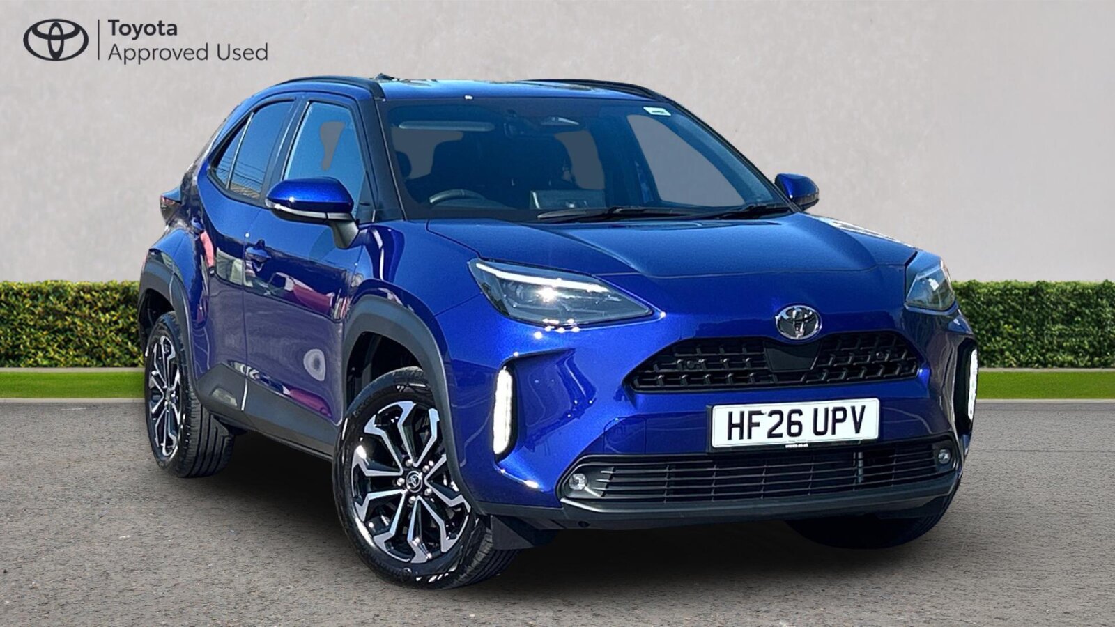 Main listing image - Toyota Yaris Cross