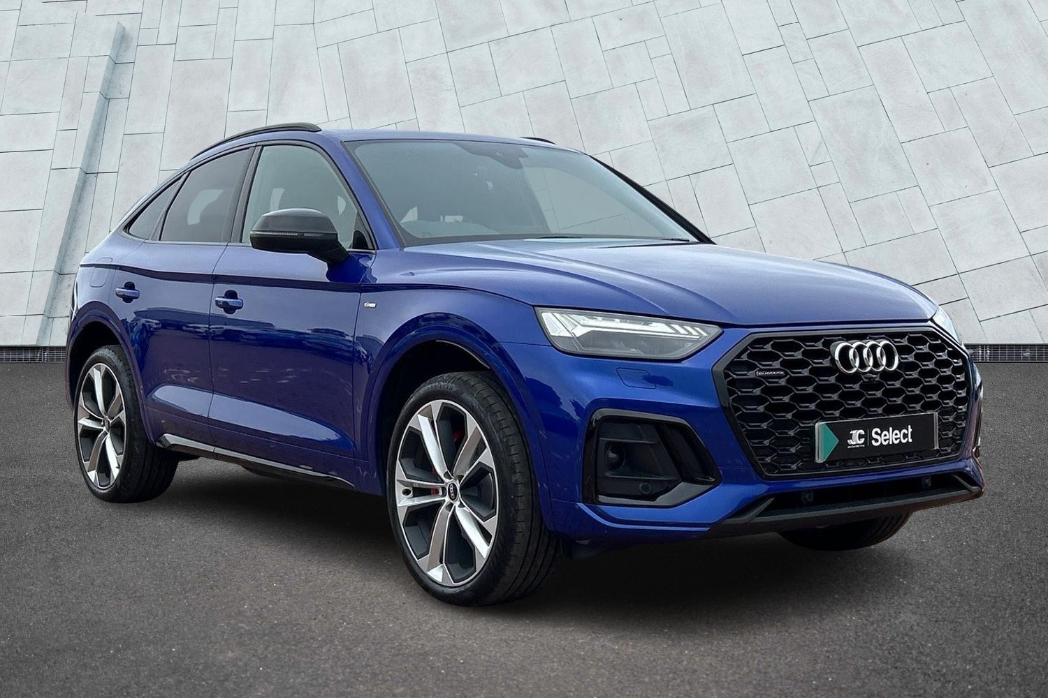 Main listing image - Audi Q5 Sportback