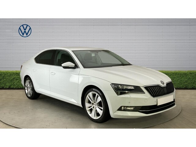 Main listing image - Skoda Superb