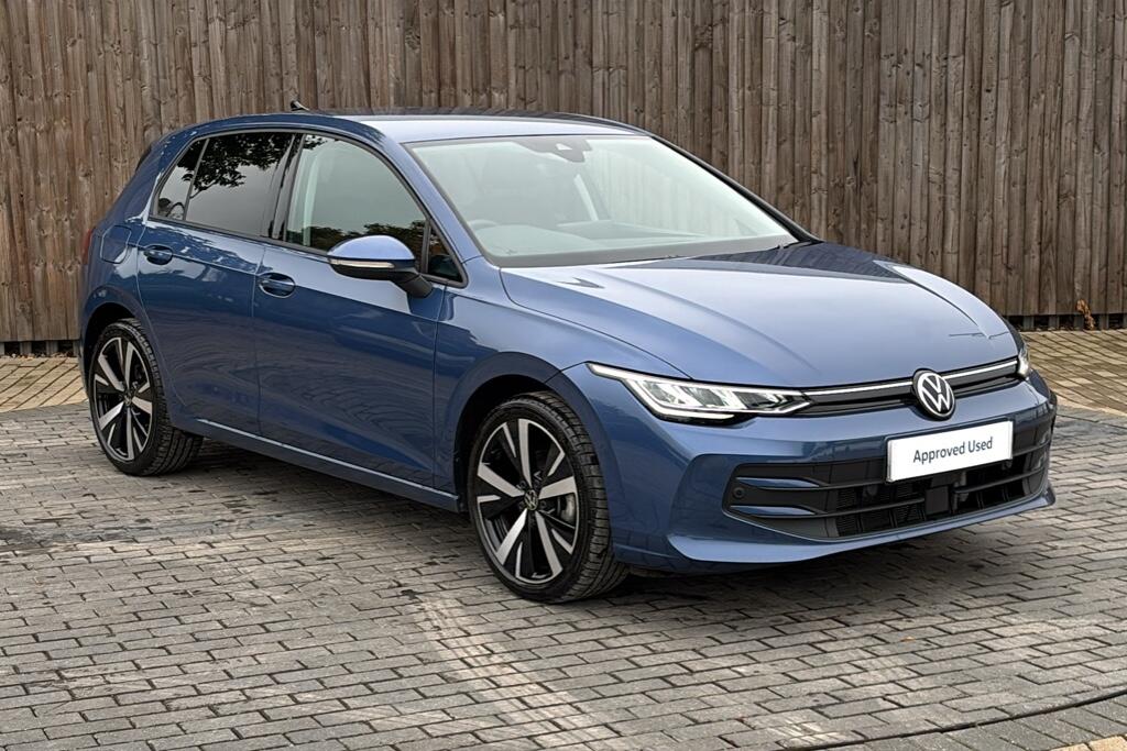 Main listing image - Volkswagen Golf