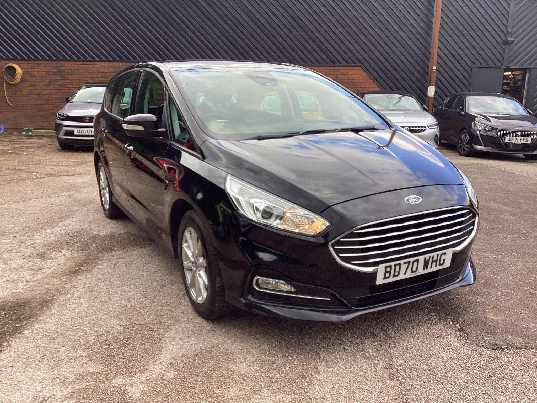 Main listing image - Ford S-MAX