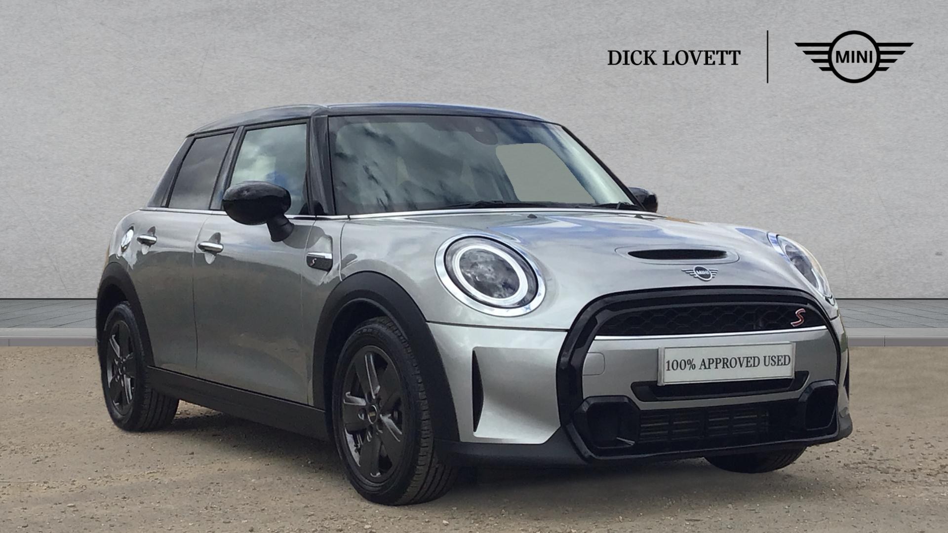 Main listing image - MINI Hatchback 5dr