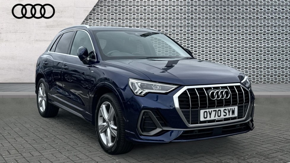 Main listing image - Audi Q3