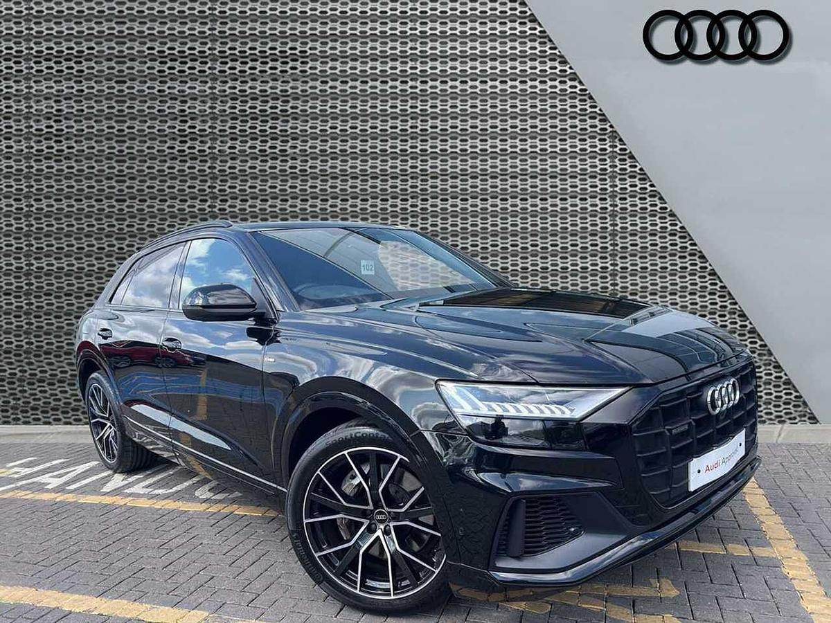 Main listing image - Audi Q8