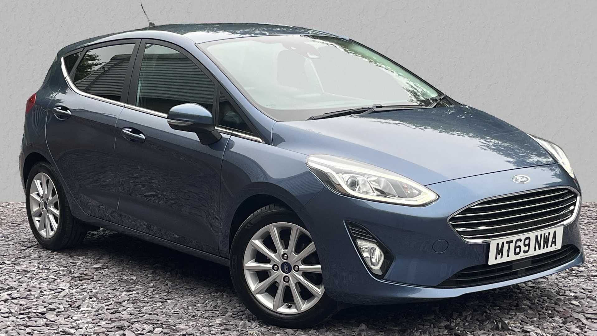 Main listing image - Ford Fiesta