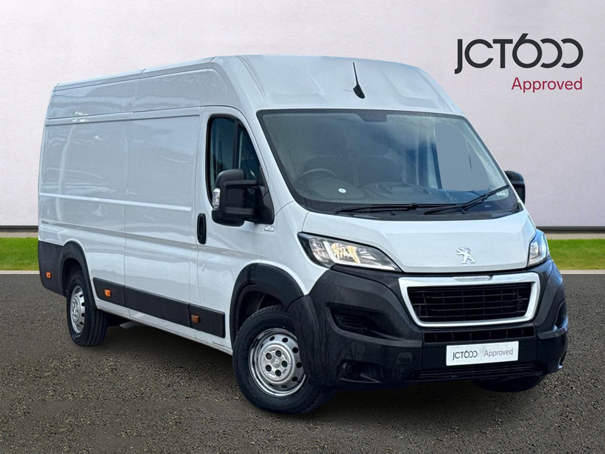 Main listing image - Peugeot Boxer