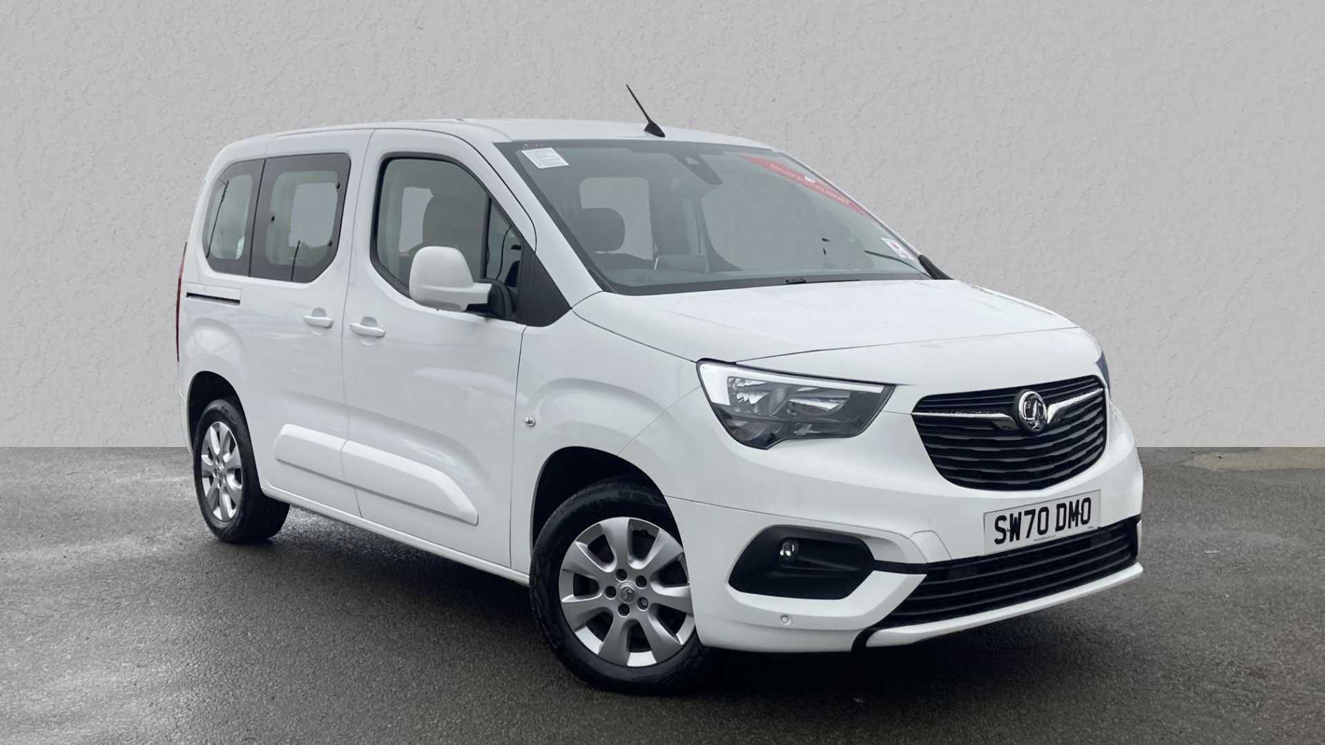 Main listing image - Vauxhall Combo Life