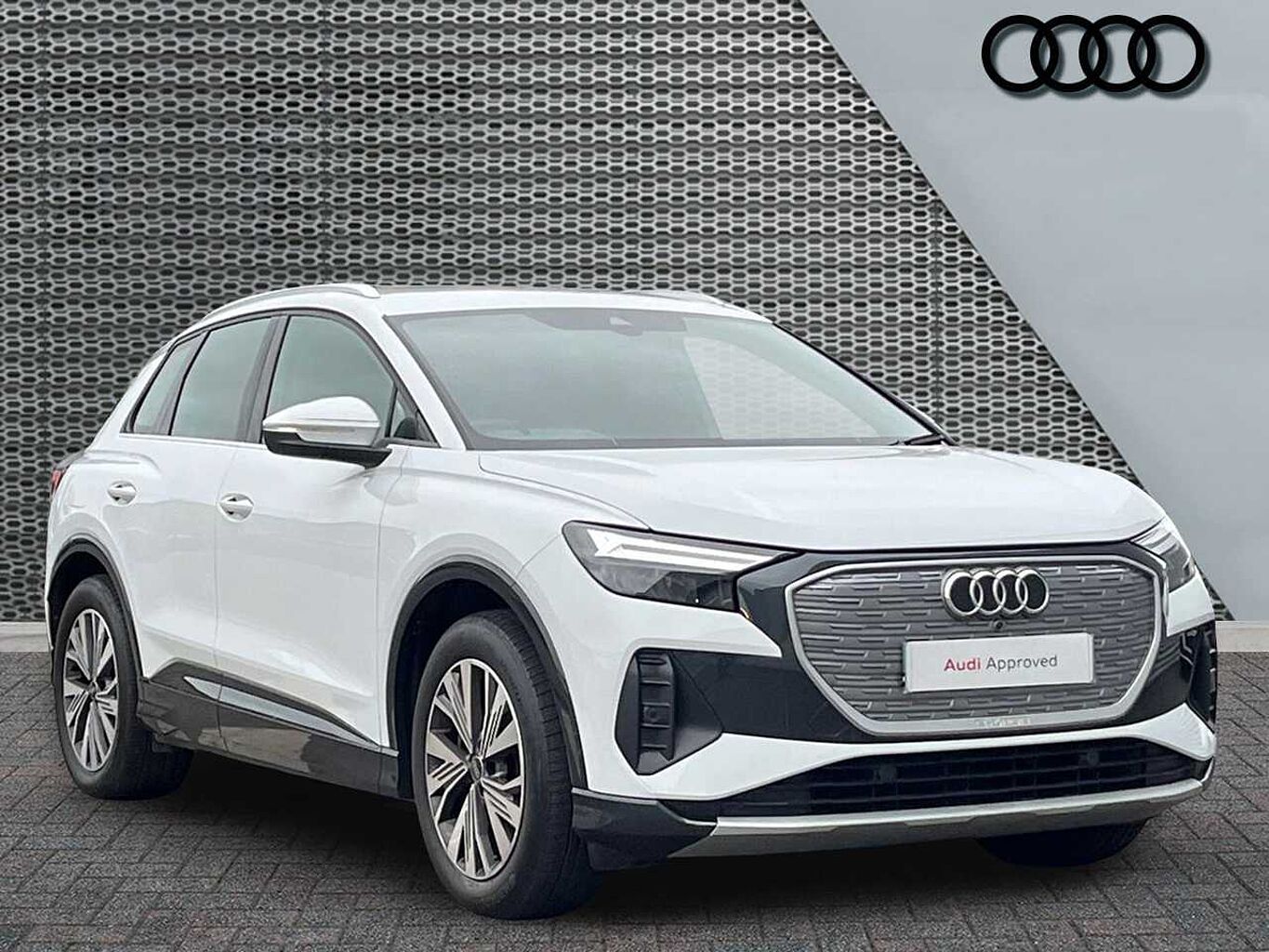 Main listing image - Audi Q4