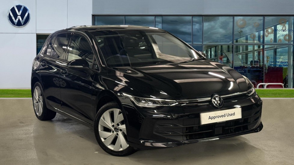 Main listing image - Volkswagen Golf