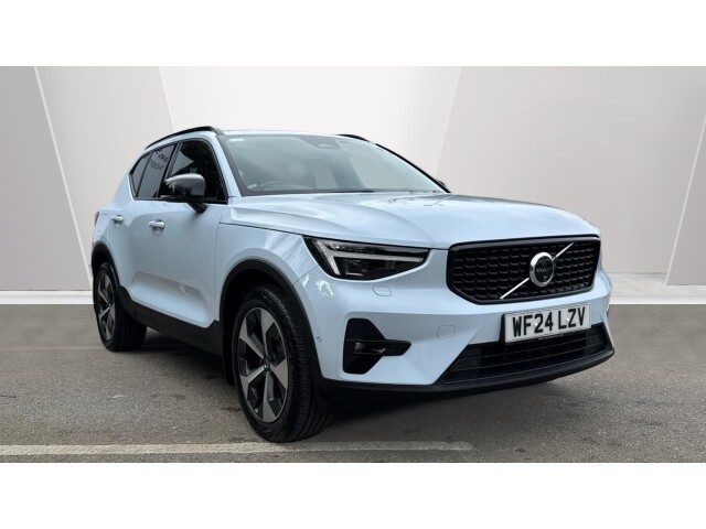 Main listing image - Volvo XC40