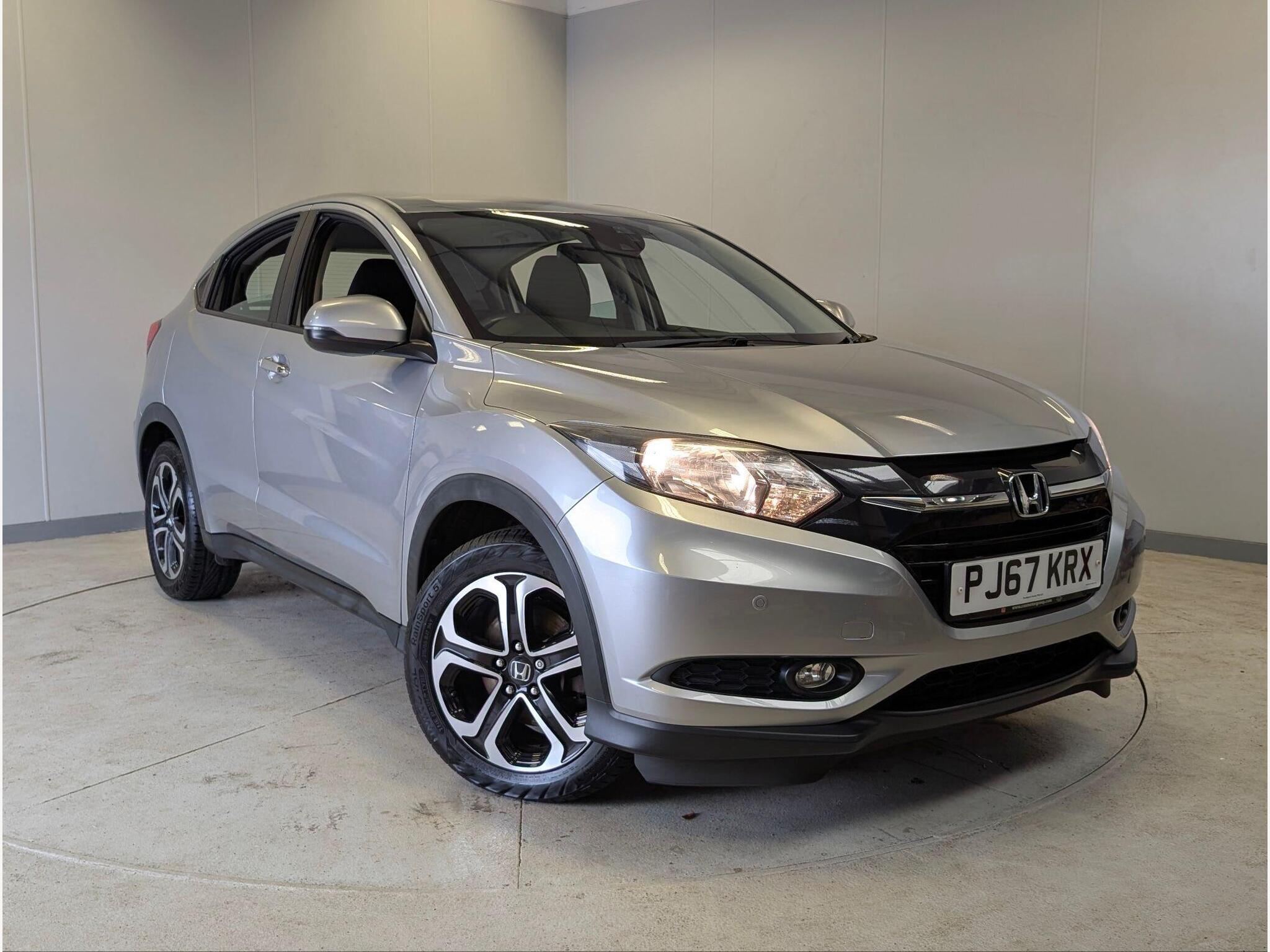 Main listing image - Honda HR-V