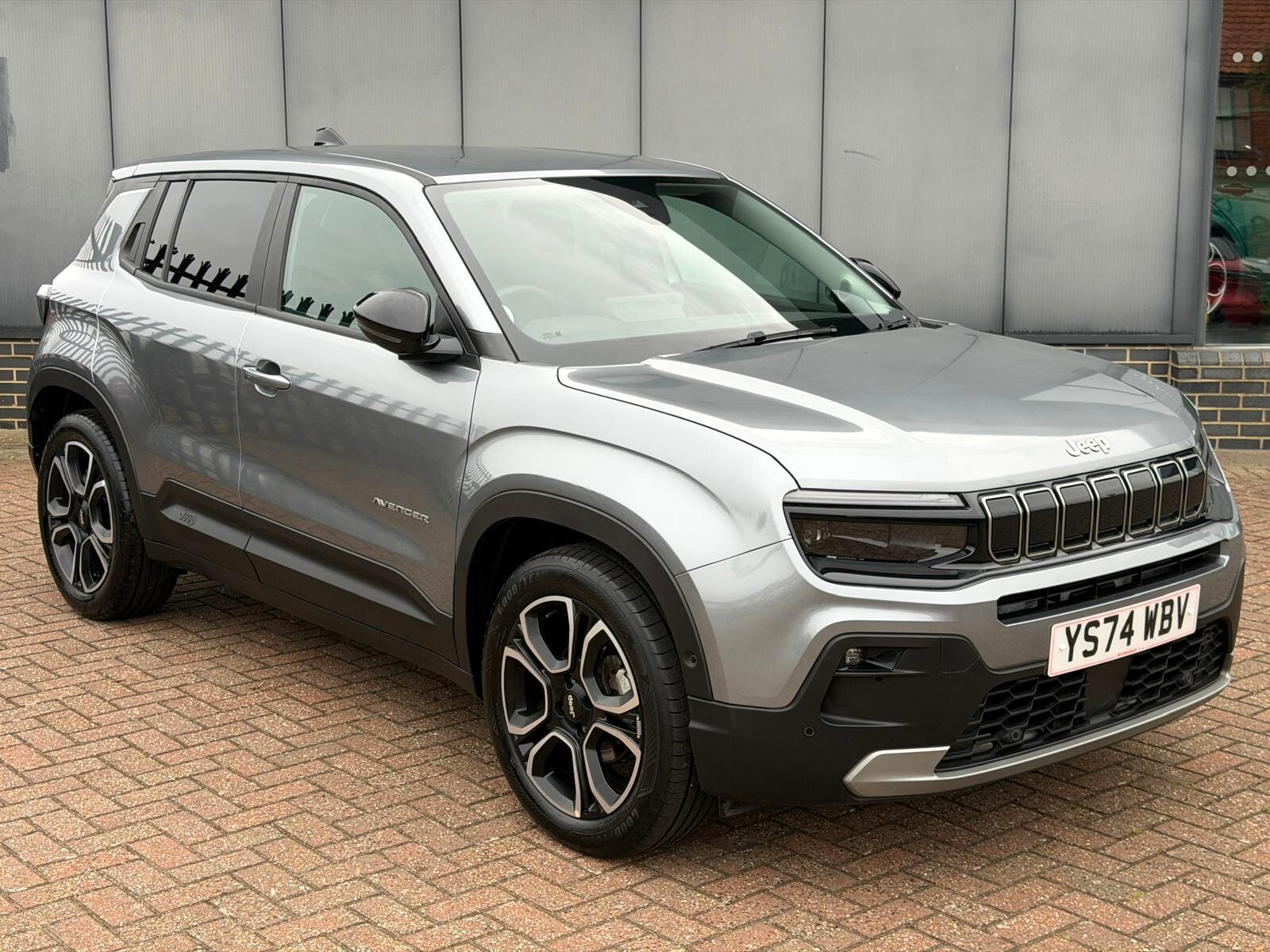 Main listing image - Jeep Avenger