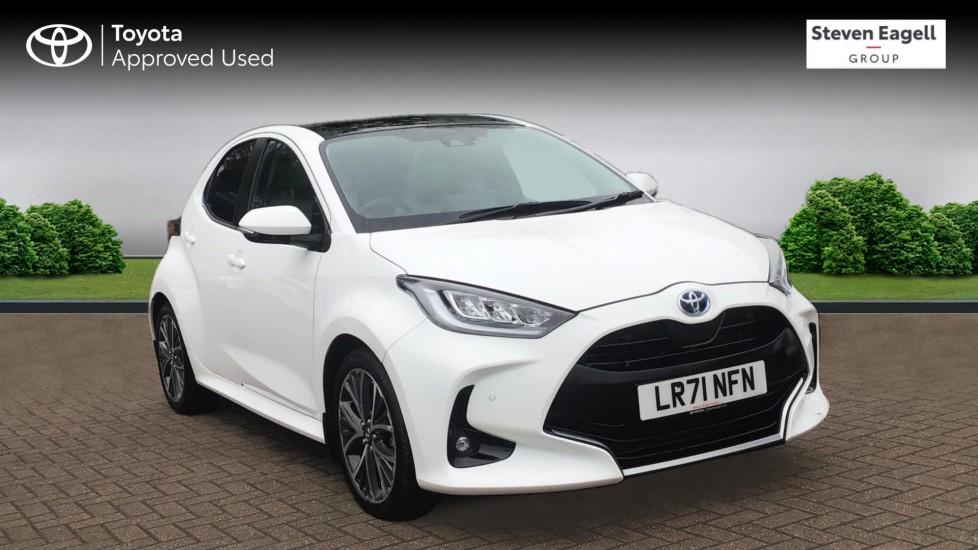 Main listing image - Toyota Yaris