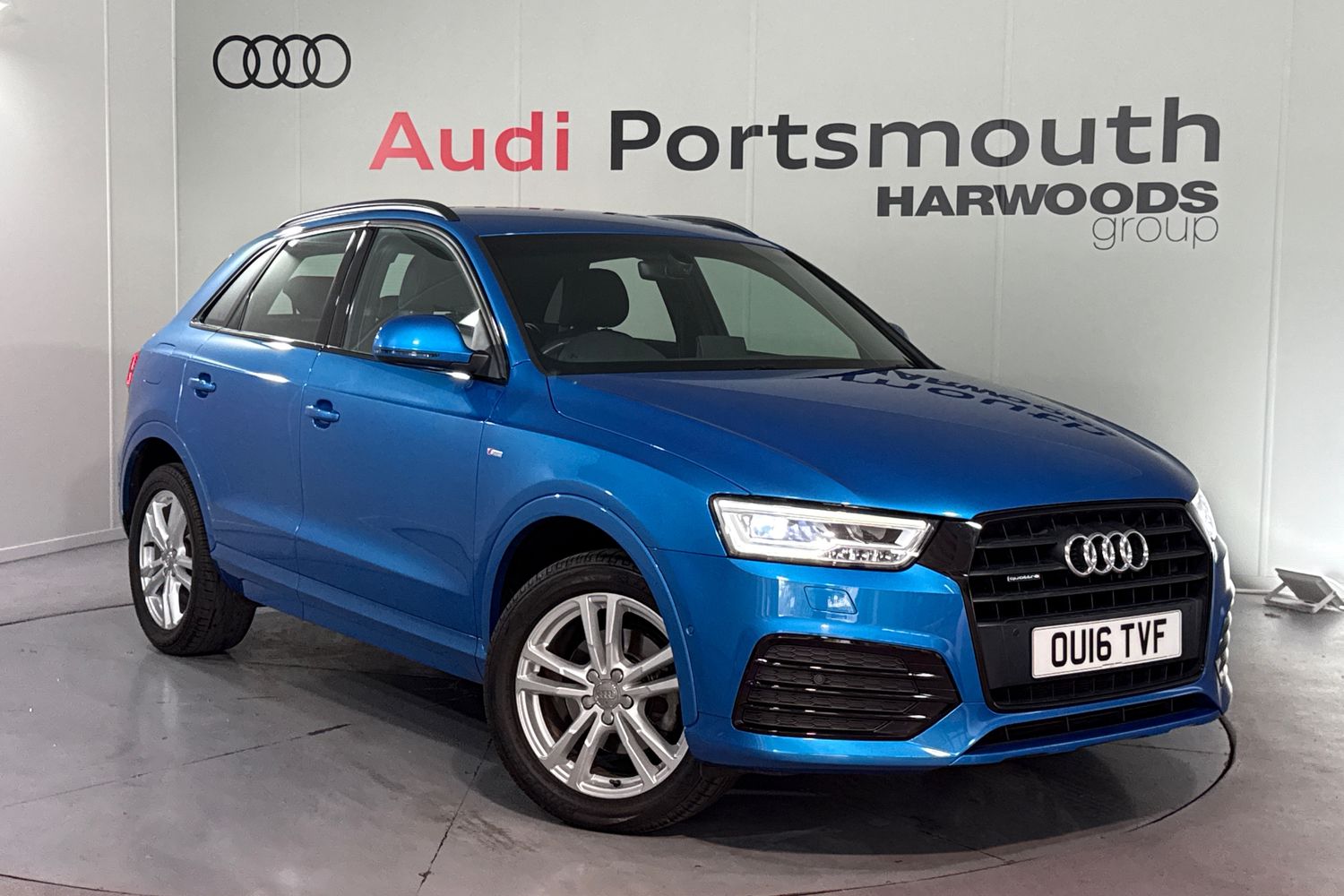Main listing image - Audi Q3