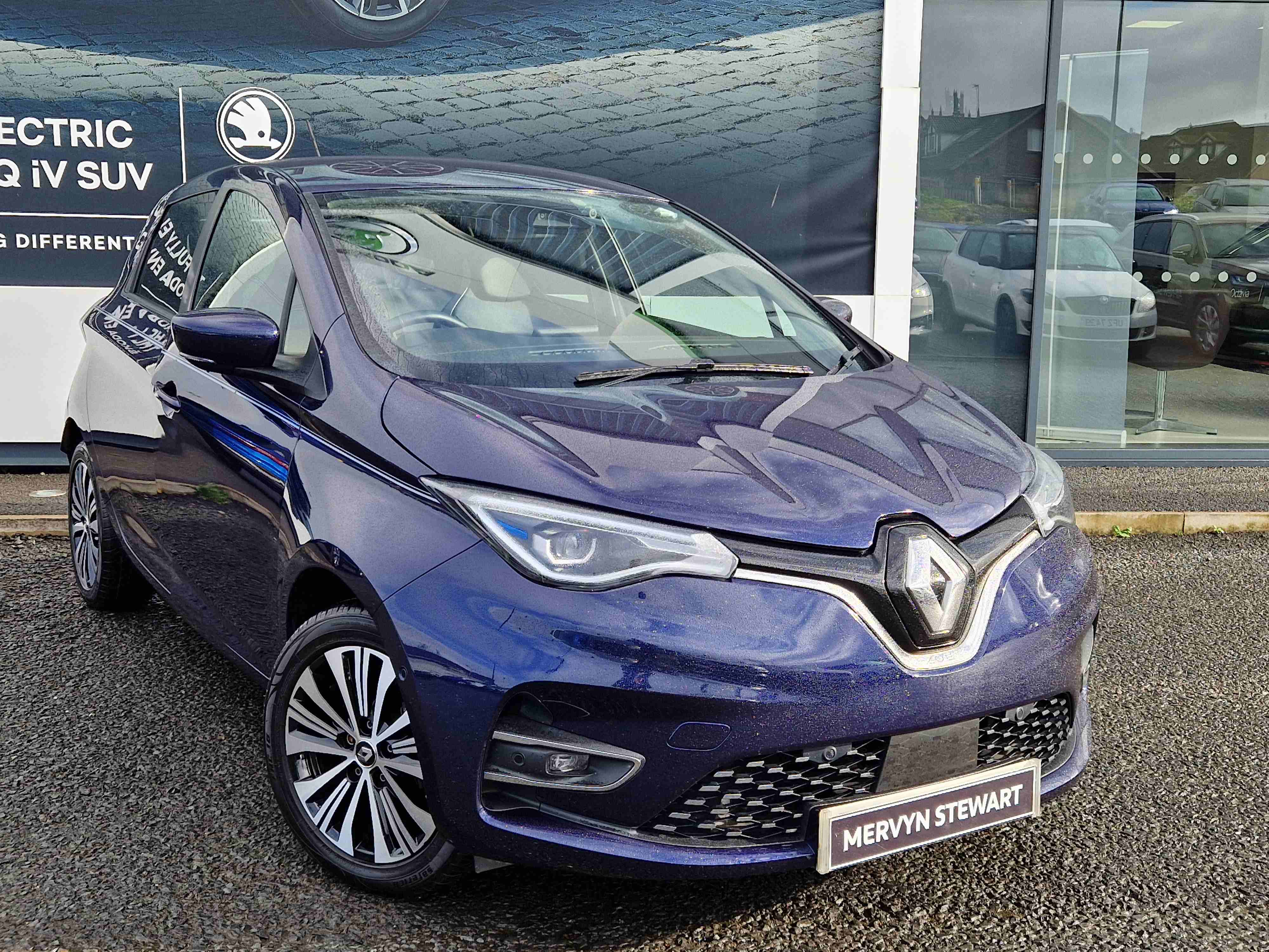 Main listing image - Renault Zoe