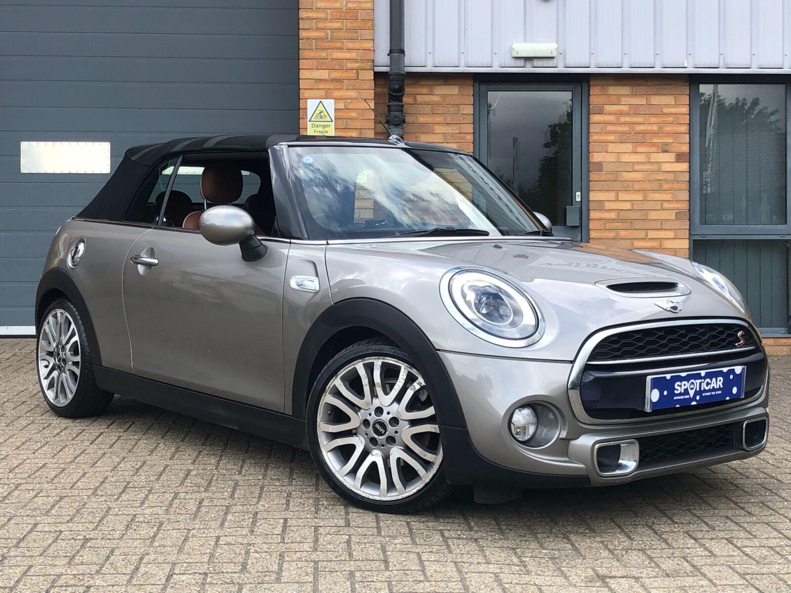 Main listing image - MINI Convertible